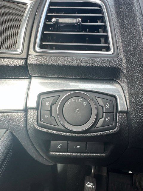 Used 2019 Ford Explorer Sport w/ Equipment Group 401A AWD/4WD image 23