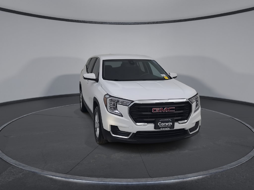 Used 2024 GMC Terrain SLE AWD/4WD image 4