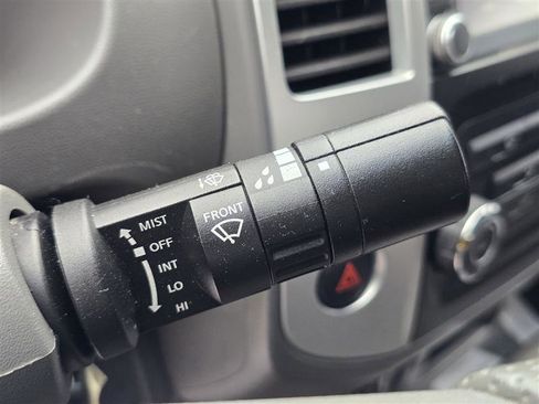 Used 2019 Nissan Frontier SV image 38