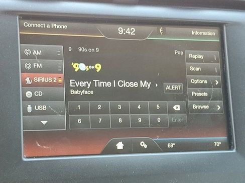 Used 2014 Ford Fusion SE FWD image 20