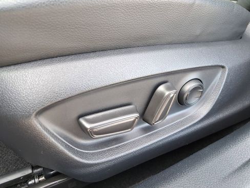 Certified 2023 Toyota Camry SE image 15