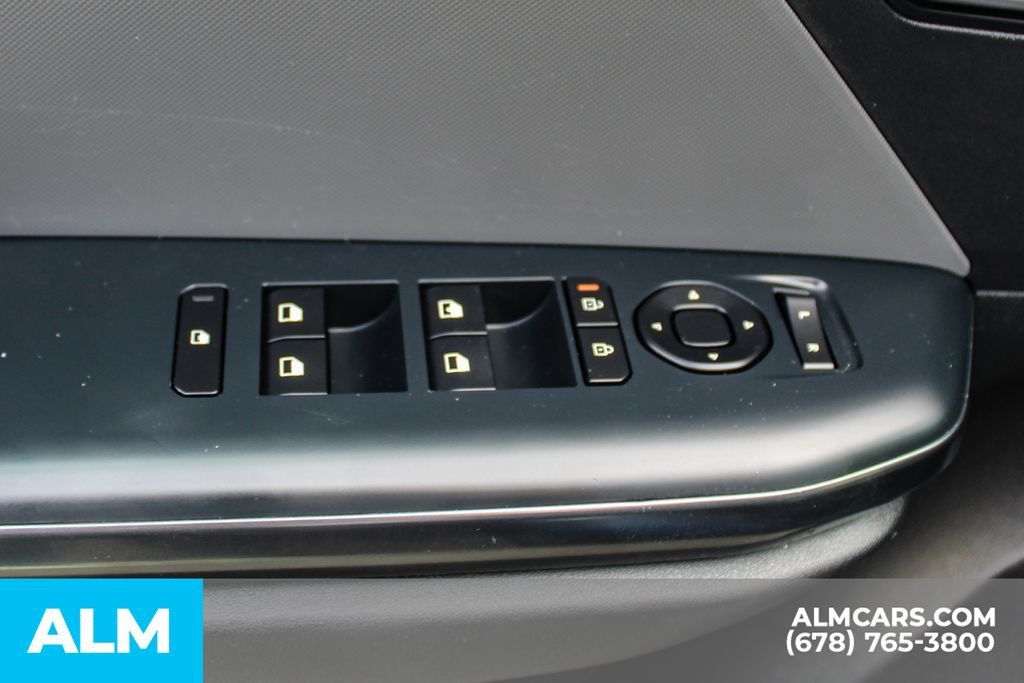 Used 2025 Kia K4 FWD image 37