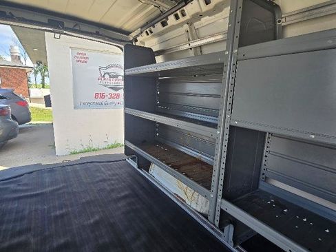 Used 2014 GMC Savana 3500 RWD image 19