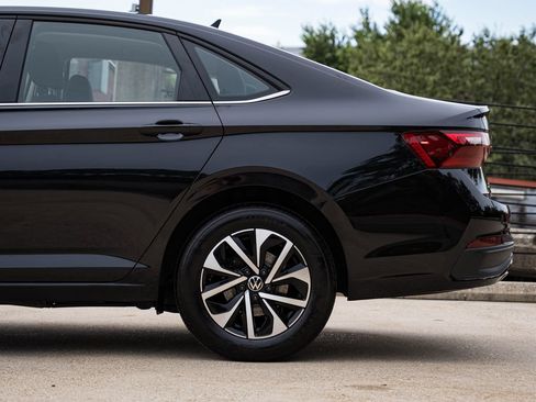 Certified 2024 Volkswagen Jetta S FWD image 4