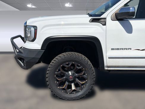 Used 2018 GMC Sierra 1500 SLT w/ SLT Premium Package AWD/4WD image 20