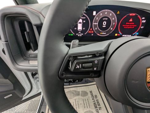 New 2026 Porsche Cayenne GTS image 15