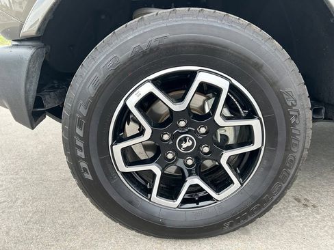 Used 2025 Ford Bronco Outer Banks AWD/4WD image 33