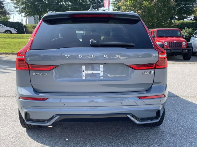 Used 2023 Volvo XC60 B6 Ultimate w/ Protection Package Premier AWD/4WD image 4