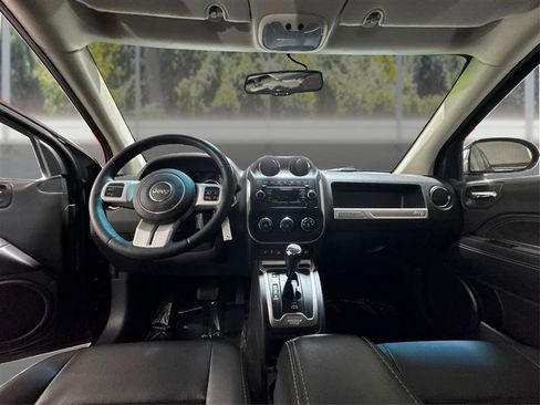 Used 2016 Jeep Compass Latitude AWD/4WD image 20