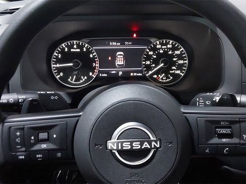 Certified 2025 Nissan Pathfinder S image 23