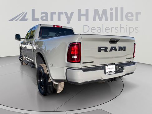 New 2027 RAM 3500 Big Horn AWD/4WD image 3