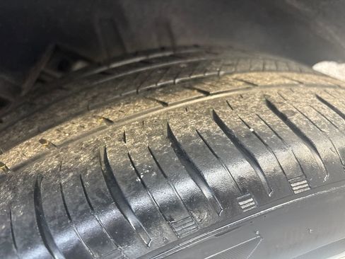 Used 2023 Buick Encore GX Preferred w/ Cold Weather Comfort Package image 32