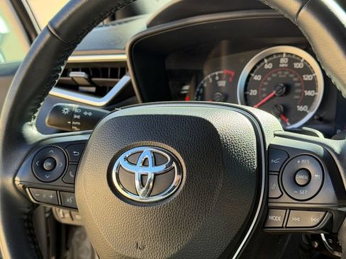Used 2020 Toyota Corolla SE FWD image 27