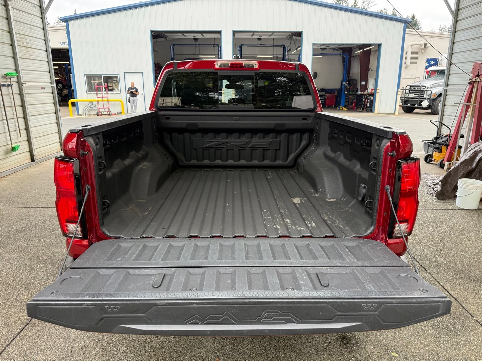 Used 2023 Chevrolet Colorado ZR2 w/ ZR2 Convenience Package III AWD/4WD image 7