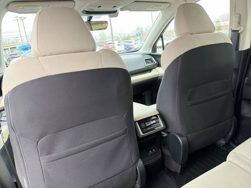 Used 2019 Subaru Ascent Premium image 19