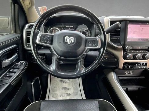 Used 2022 RAM 2500 Laramie AWD/4WD image 9