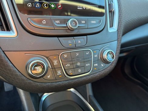 Used 2024 Chevrolet Malibu LT image 34