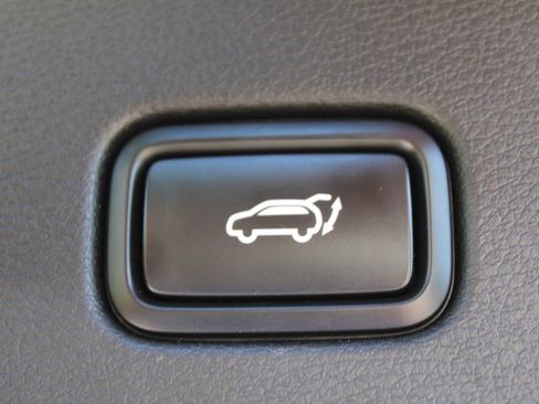 Used 2024 Kia Sportage SX FWD image 12