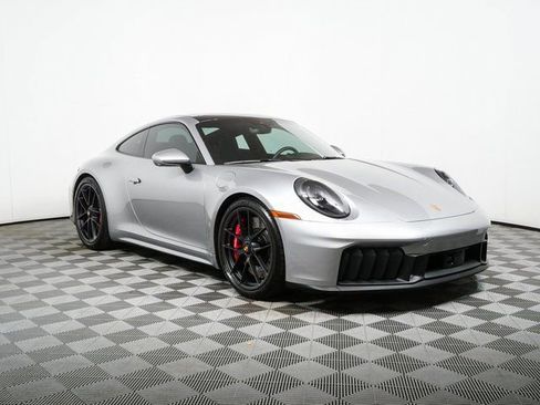 Certified 2025 Porsche 911 Carrera GTS image 24