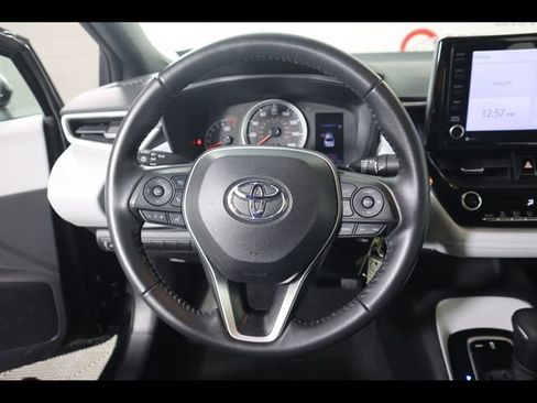 Used 2022 Toyota Corolla SE w/ Carpet Mat Package (TMS) FWD image 19