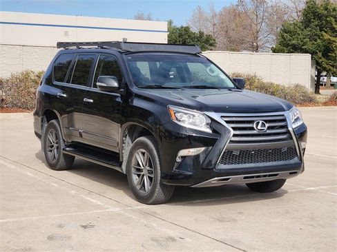 Used 2019 Lexus GX 460 image 3