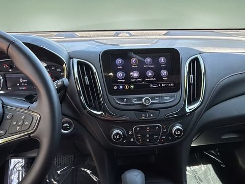 Used 2024 Chevrolet Equinox RS w/ RS Leather Package FWD image 12