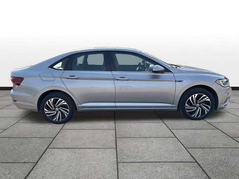 Used 2020 Volkswagen Jetta SEL image 4