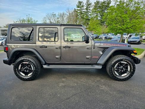 Used 2021 Jeep Wrangler Unlimited Rubicon w/ Cold Weather Group AWD/4WD image 8