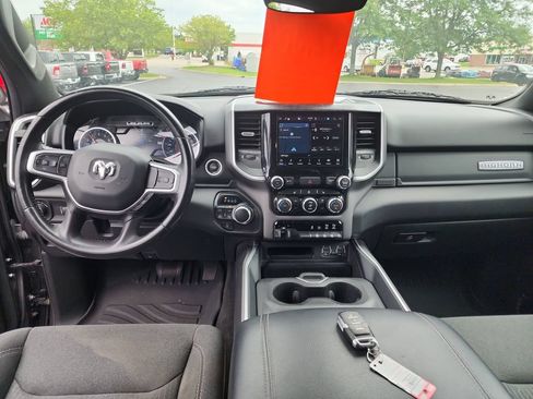 Used 2022 RAM 1500 Big Horn AWD/4WD image 4