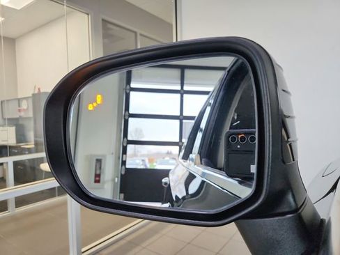 Used 2020 Kia Telluride S FWD image 14