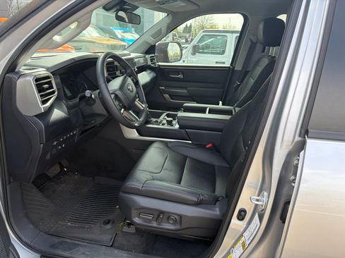 Used 2024 Toyota Tundra SR5 w/ SR5 Premium Package AWD/4WD image 9
