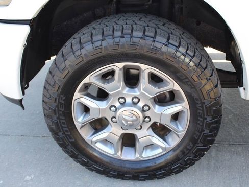 Used 2018 RAM 2500 Limited image 12