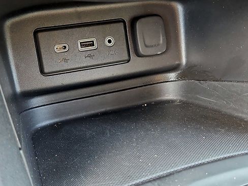 Used 2024 Chevrolet Equinox LT AWD/4WD image 24