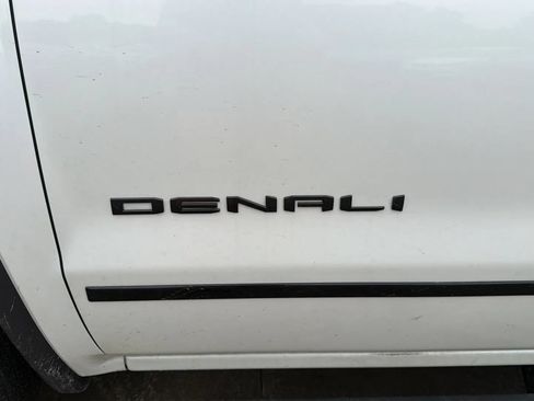 Used 2018 GMC Sierra 1500 Denali AWD/4WD image 3