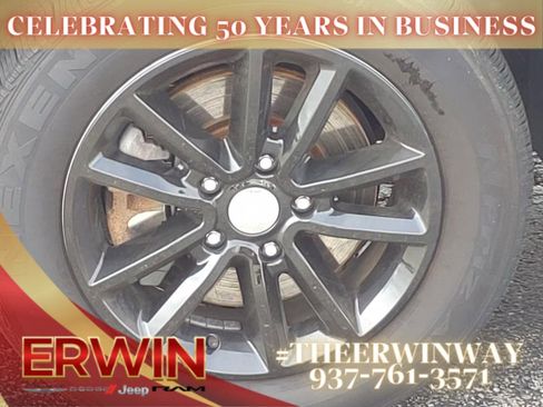 Used 2016 Dodge Journey SXT w/ Comfort/Convenience Group image 9