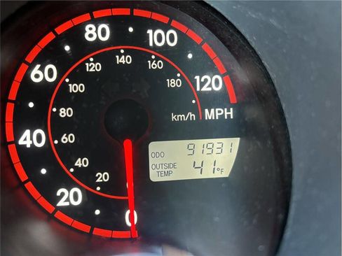 Used 2007 Toyota Matrix image 9