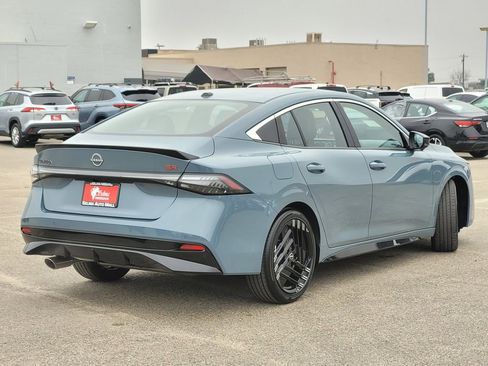 New 2026 Nissan Sentra SR w/ SR Premium Package FWD image 4