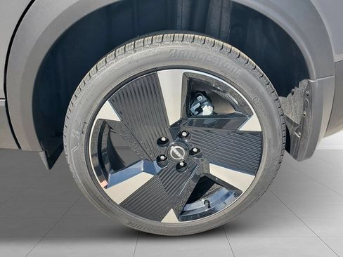 Used 2026 Nissan Kicks SR FWD image 11