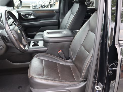 Used 2021 Chevrolet Tahoe High Country w/ Premium Package AWD/4WD image 18
