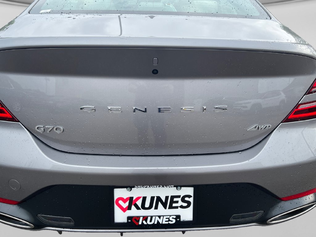 Used 2025 Genesis G70 2.5T AWD/4WD image 12