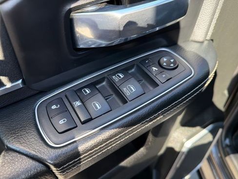 Used 2021 RAM 2500 Laramie AWD/4WD image 17