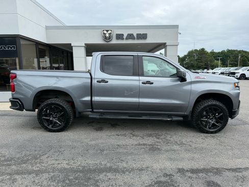 Used 2021 Chevrolet Silverado 1500 LT Trail Boss w/ Bed Protection Package AWD/4WD image 10