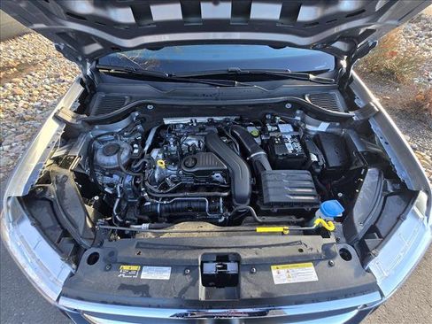 Certified 2024 Volkswagen Taos SE image 22