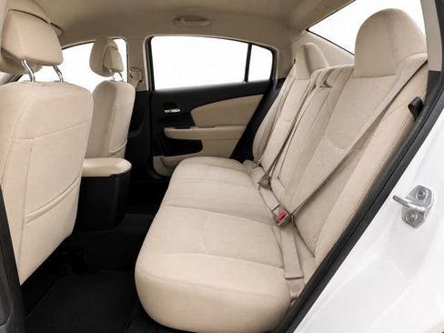 Used 2012 Chrysler 200 Touring FWD image 10