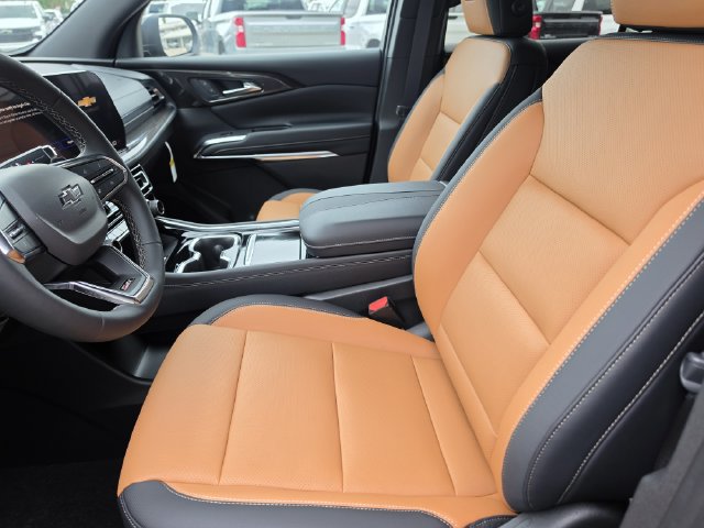 New 2027 Chevrolet Traverse Z71 w/ Driver Confidence Package AWD/4WD image 17