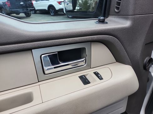 Used 2009 Ford F150 STX image 17