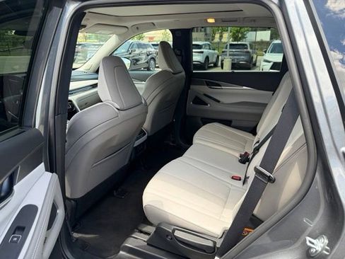 Certified 2026 INFINITI QX60 Luxe w/ Cargo Package AWD/4WD image 10