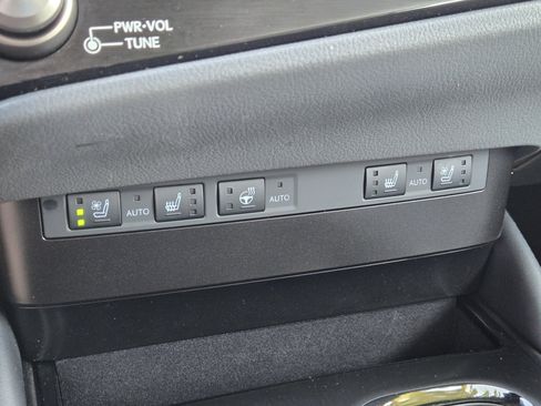 Used 2025 Lexus ES 350 w/ Premium Package FWD image 20