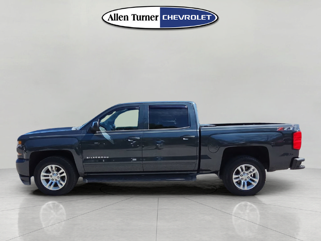 Used 2018 Chevrolet Silverado 1500 LT w/ All Star Edition AWD/4WD image 6
