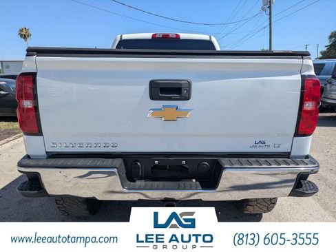 Used 2018 Chevrolet Silverado 1500 LT w/ Trailering Package AWD/4WD image 4